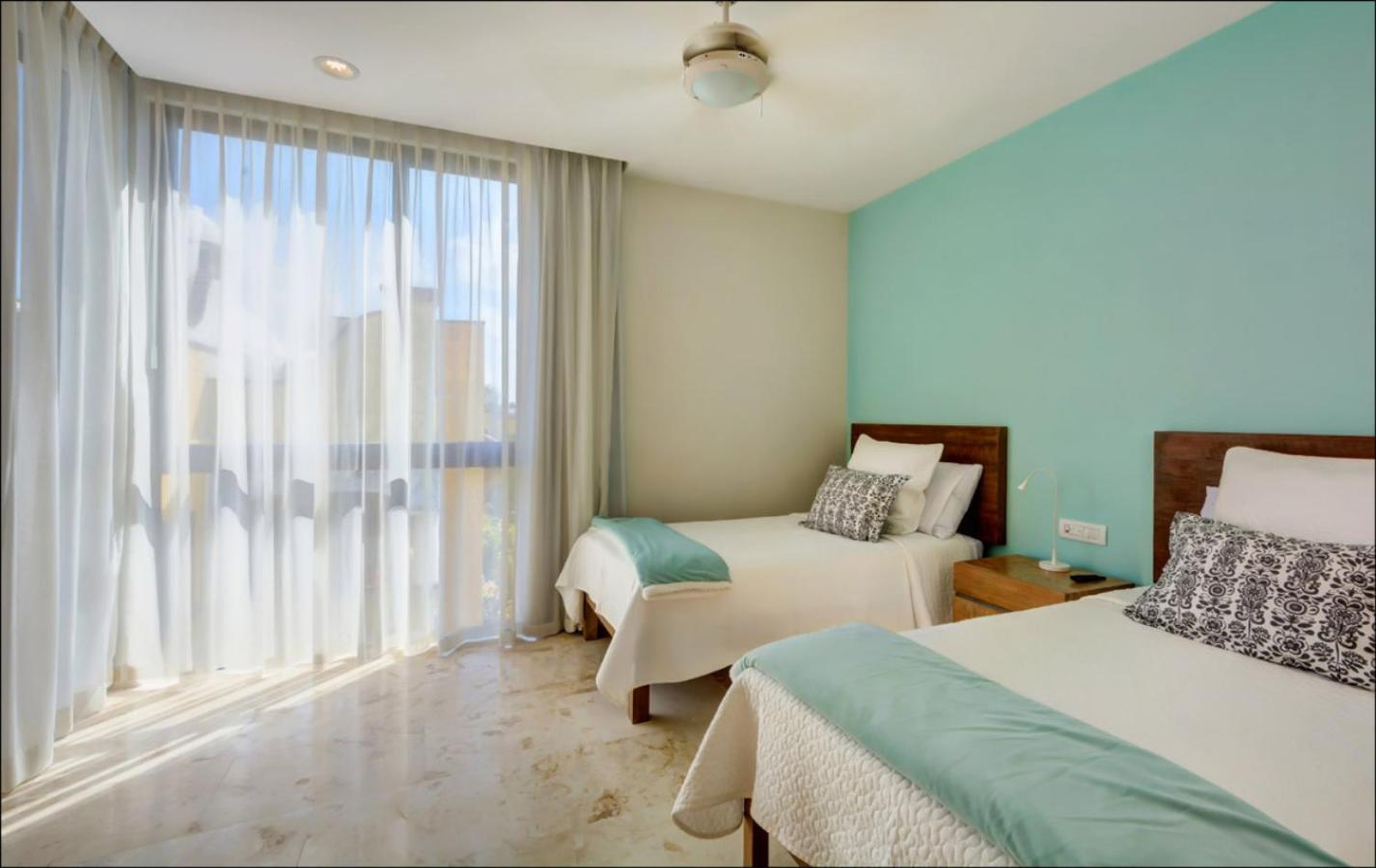 Anah Suites By Las Flores Vacation Rentals Плайя-дель-Кармен Екстер'єр фото