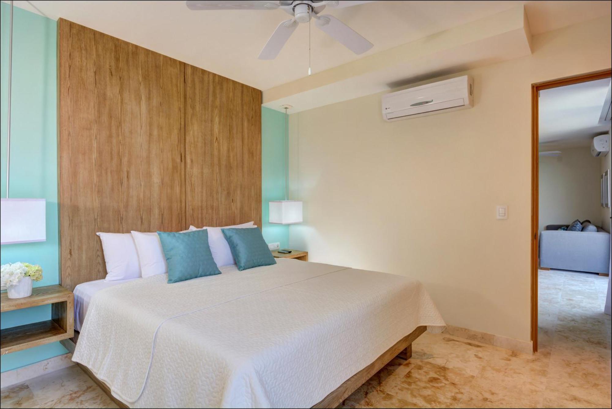 Anah Suites By Las Flores Vacation Rentals Плайя-дель-Кармен Екстер'єр фото