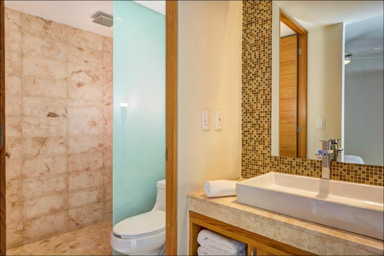 Anah Suites By Las Flores Vacation Rentals Плайя-дель-Кармен Номер фото