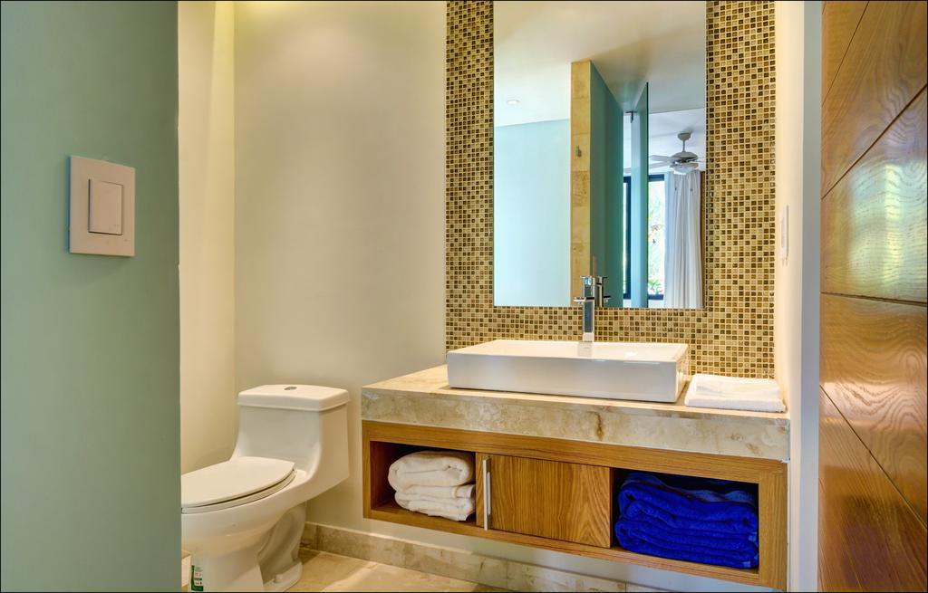 Anah Suites By Las Flores Vacation Rentals Плайя-дель-Кармен Екстер'єр фото